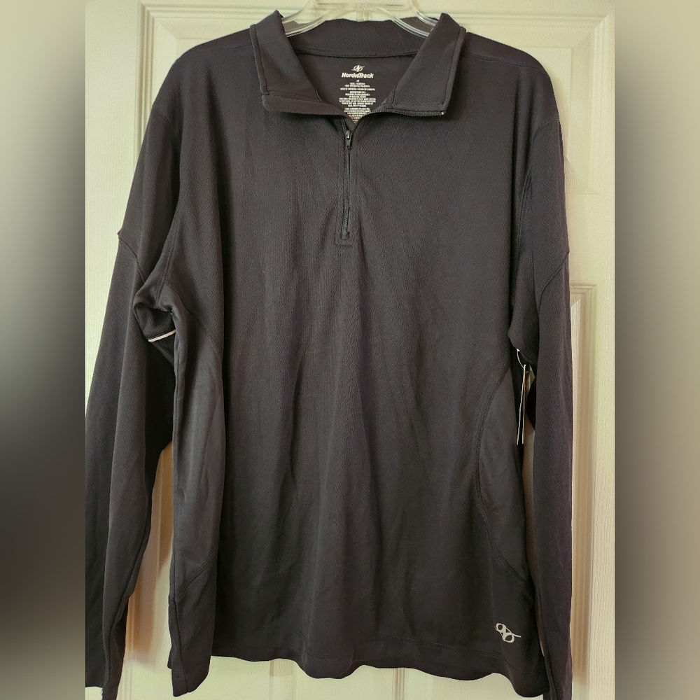NWT NorticTrack Men's Black Quarter-Zip Dri Fit Shirt, Size L
